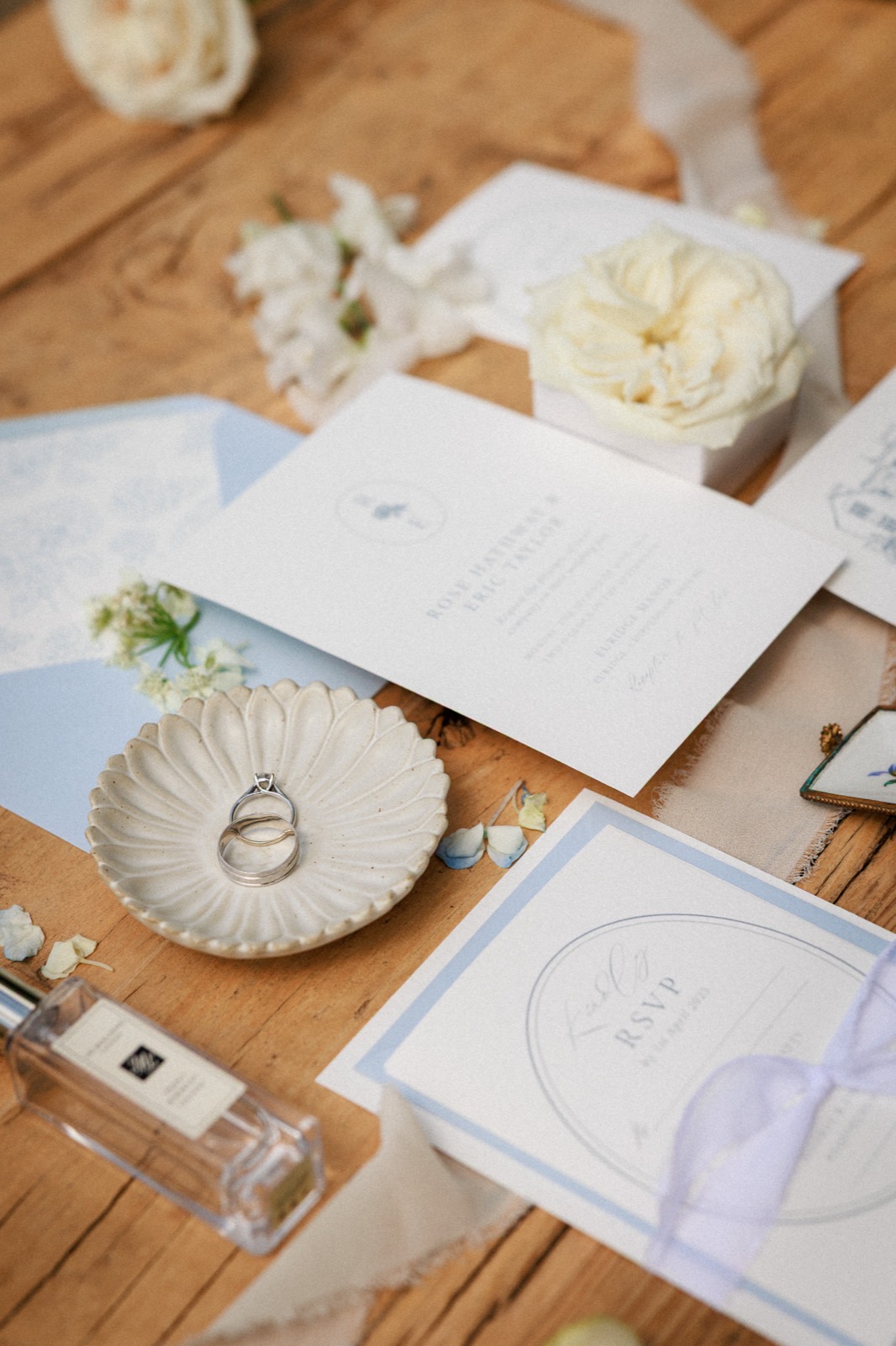 The wedding rings before the ceremony